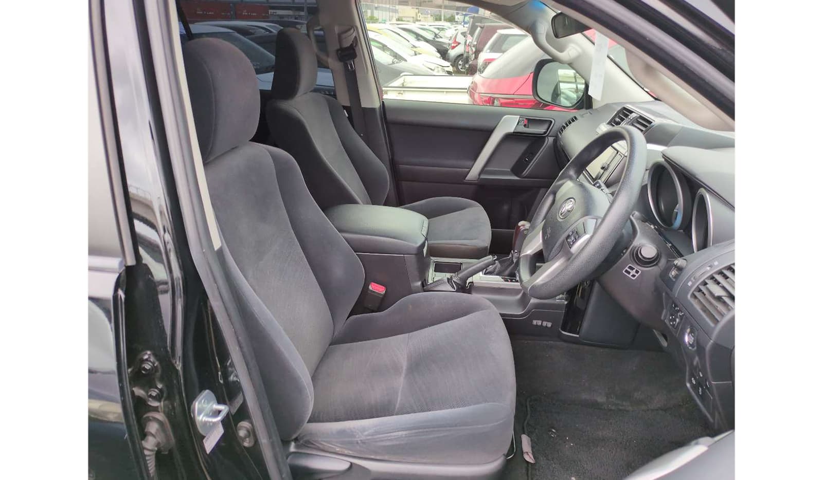 2017 Toyota Land Cruiser Prado image-6
