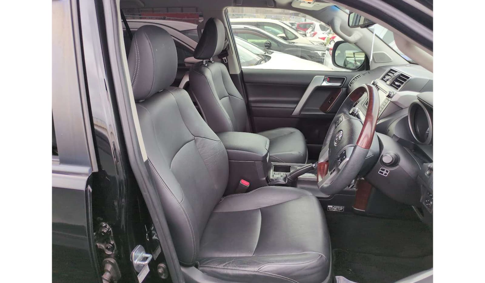 2017 Toyota Land Cruiser Prado image-6