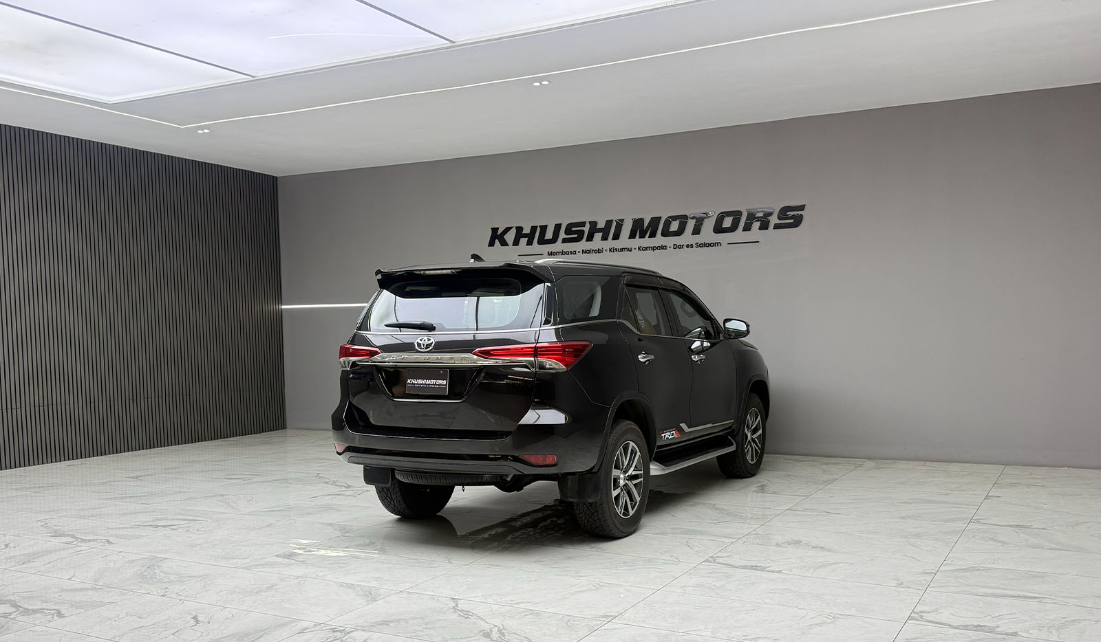 2019 Toyota Fortuner image-6