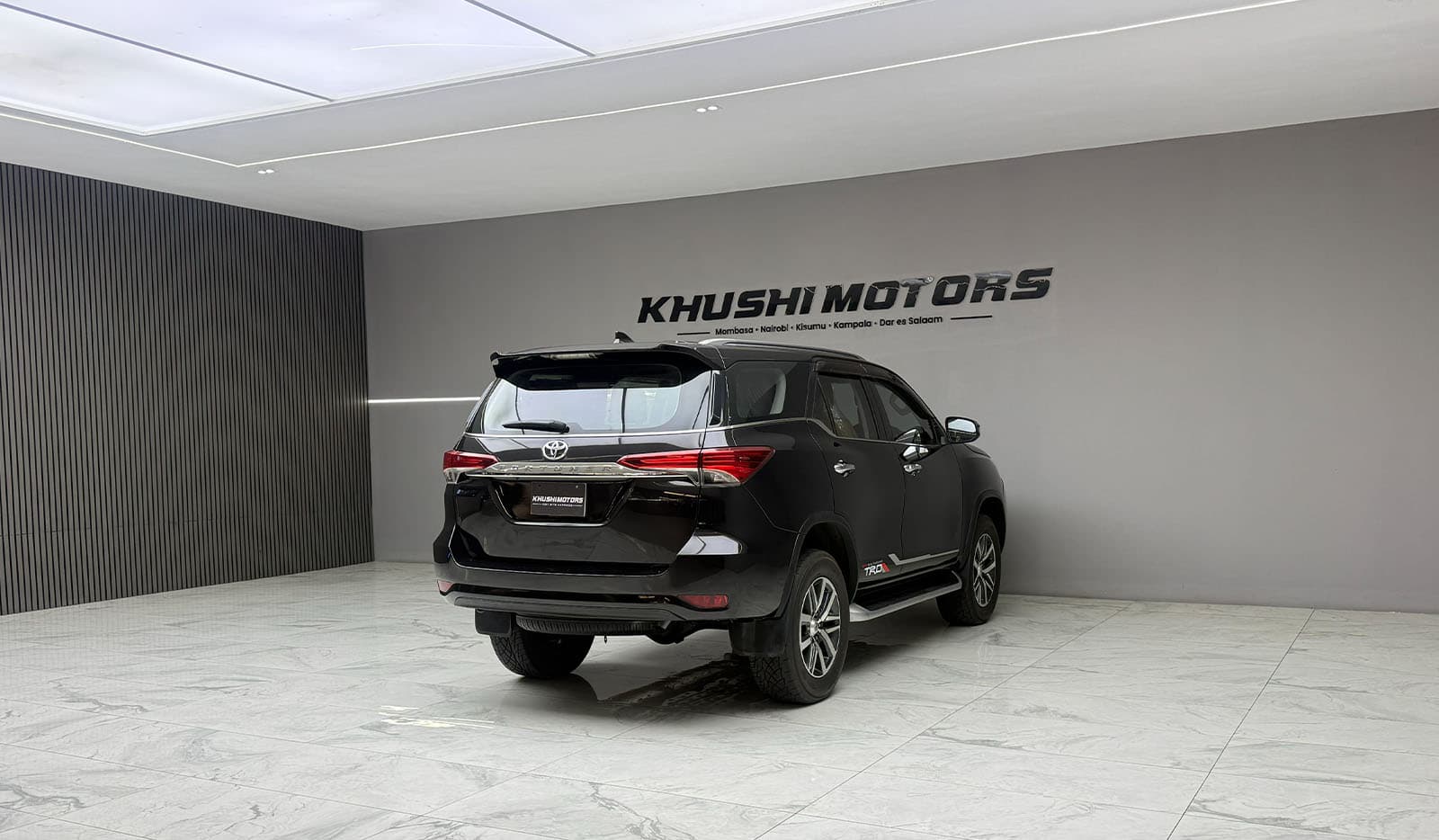 2019 Toyota Fortuner image-6