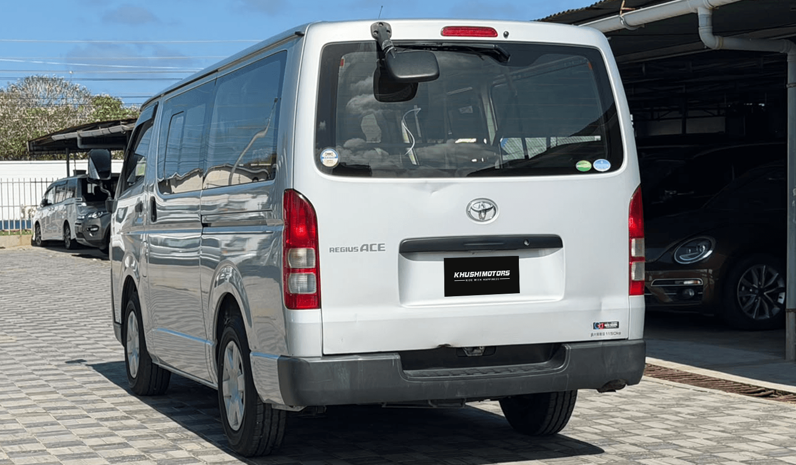 2019 Toyota Regius Ace Van Long DX image-6
