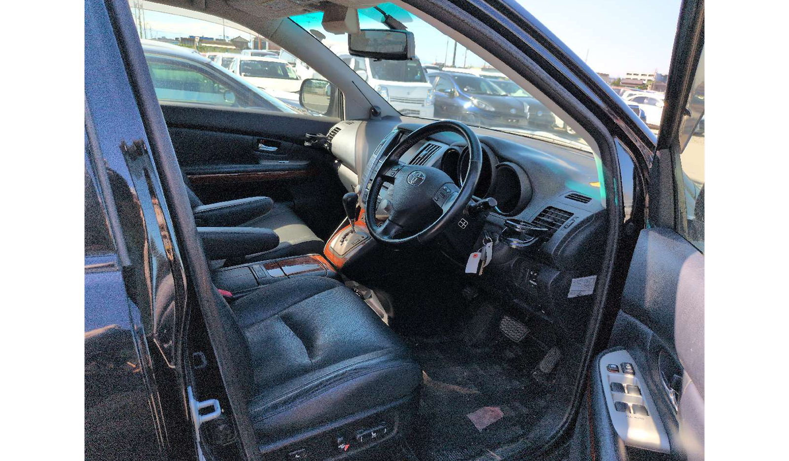 2011 Toyota Harrier image-6