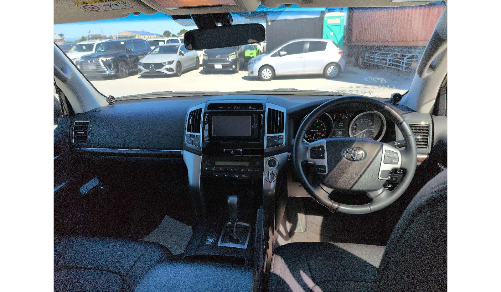 2013 Toyota Land Cruiser V8 image-6