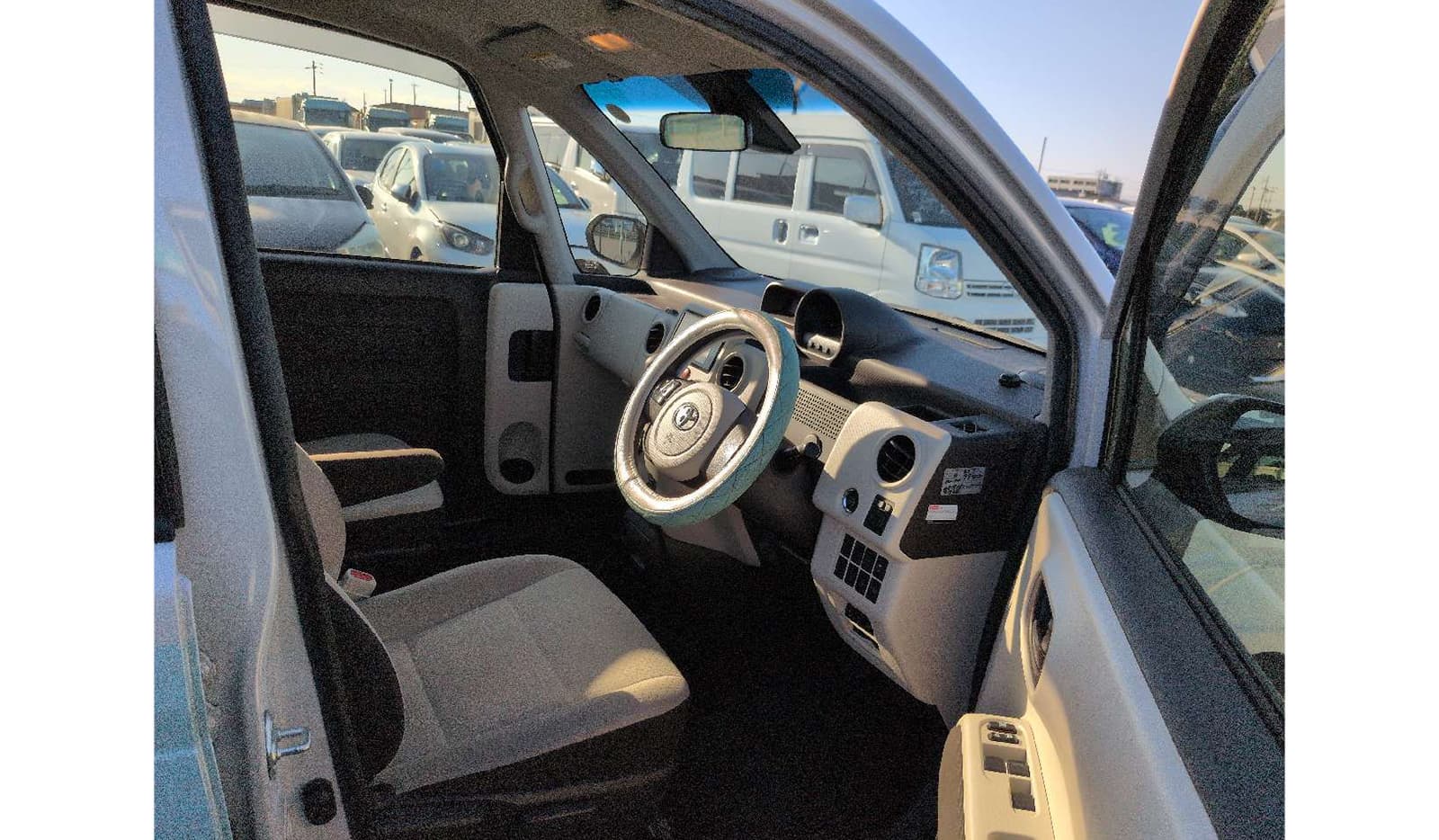 2019 Toyota Porte image-6