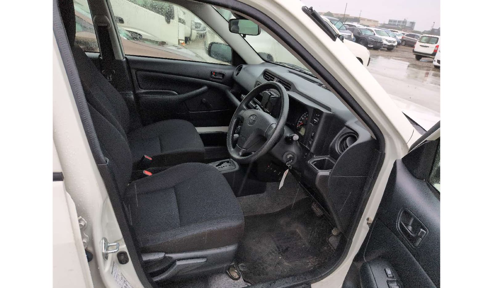 2019 Toyota Probox image-6