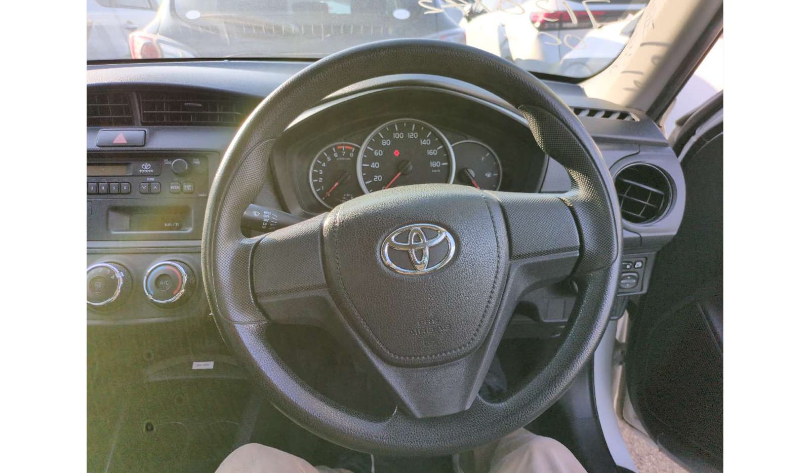 2020 Toyota Corolla Axio image-6