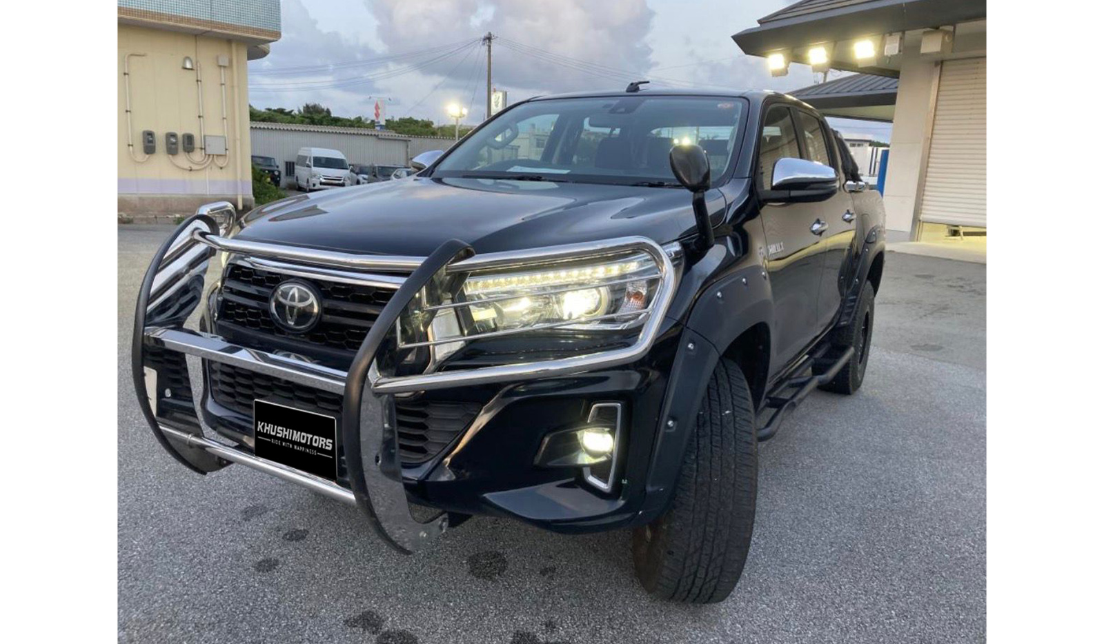 2017 Toyota Hilux image-3