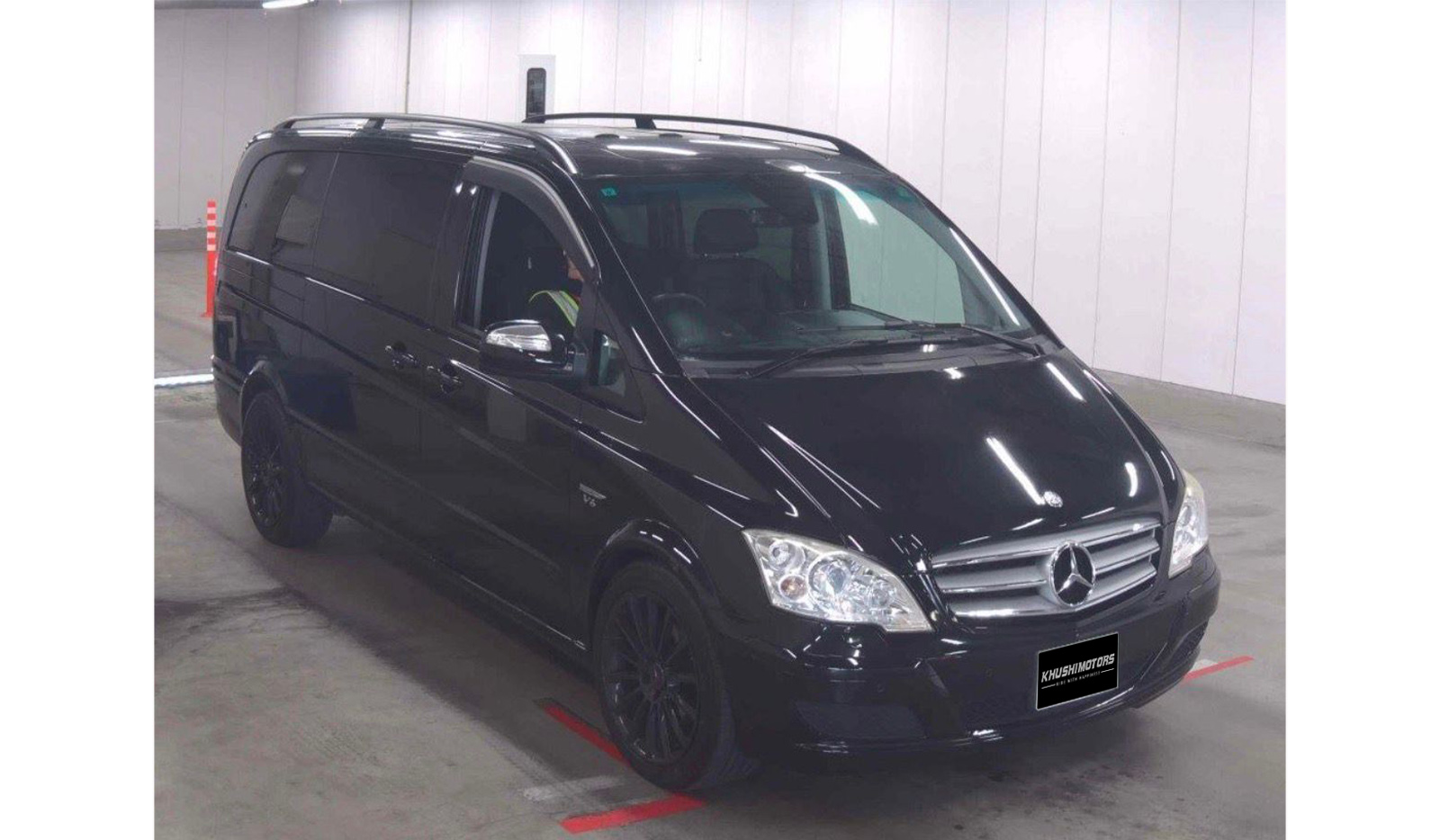 2013 Mercedes-Benz V-Class image-1