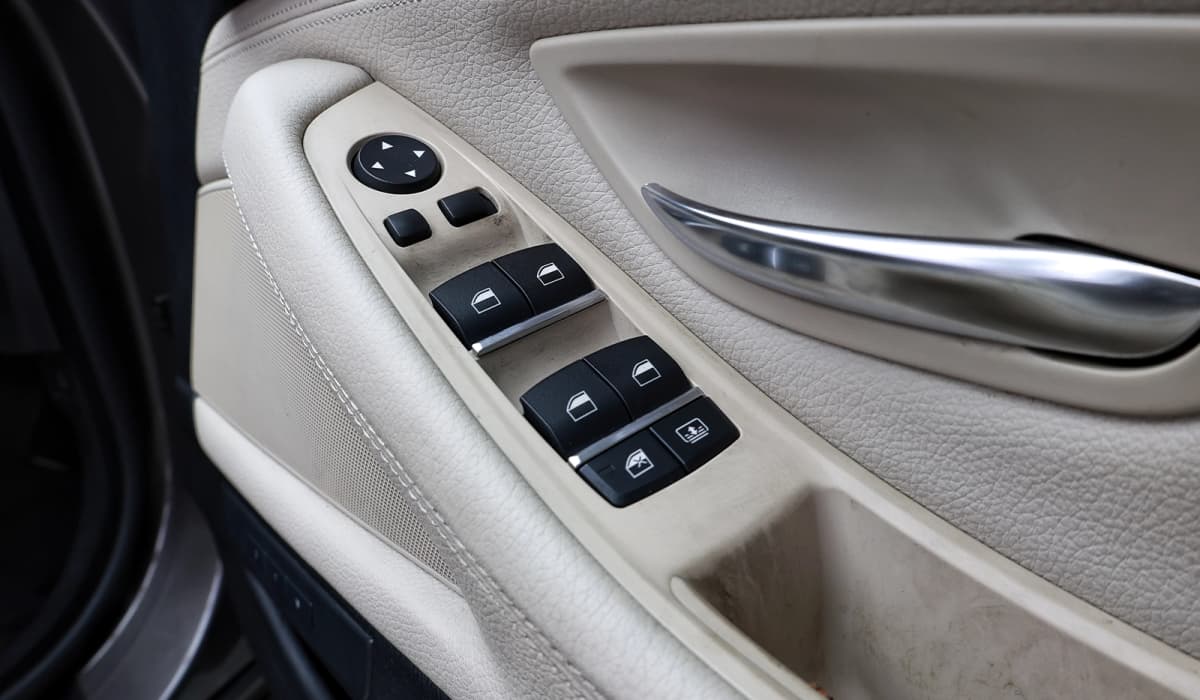 2013 Bmw 523D Blue performance image-8