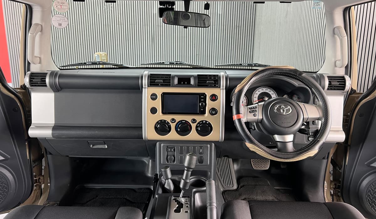 2018 Toyota Fj Cruiser off-road package image-7
