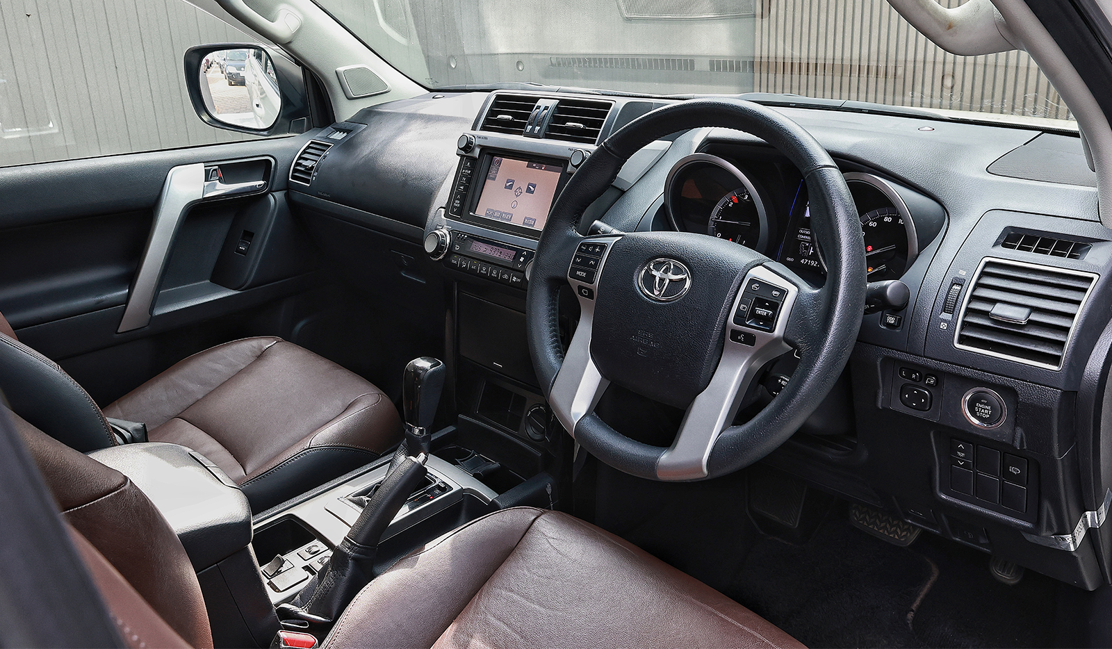 2017 Toyota Land Cruiser Prado G Frontier TX-L package image-7
