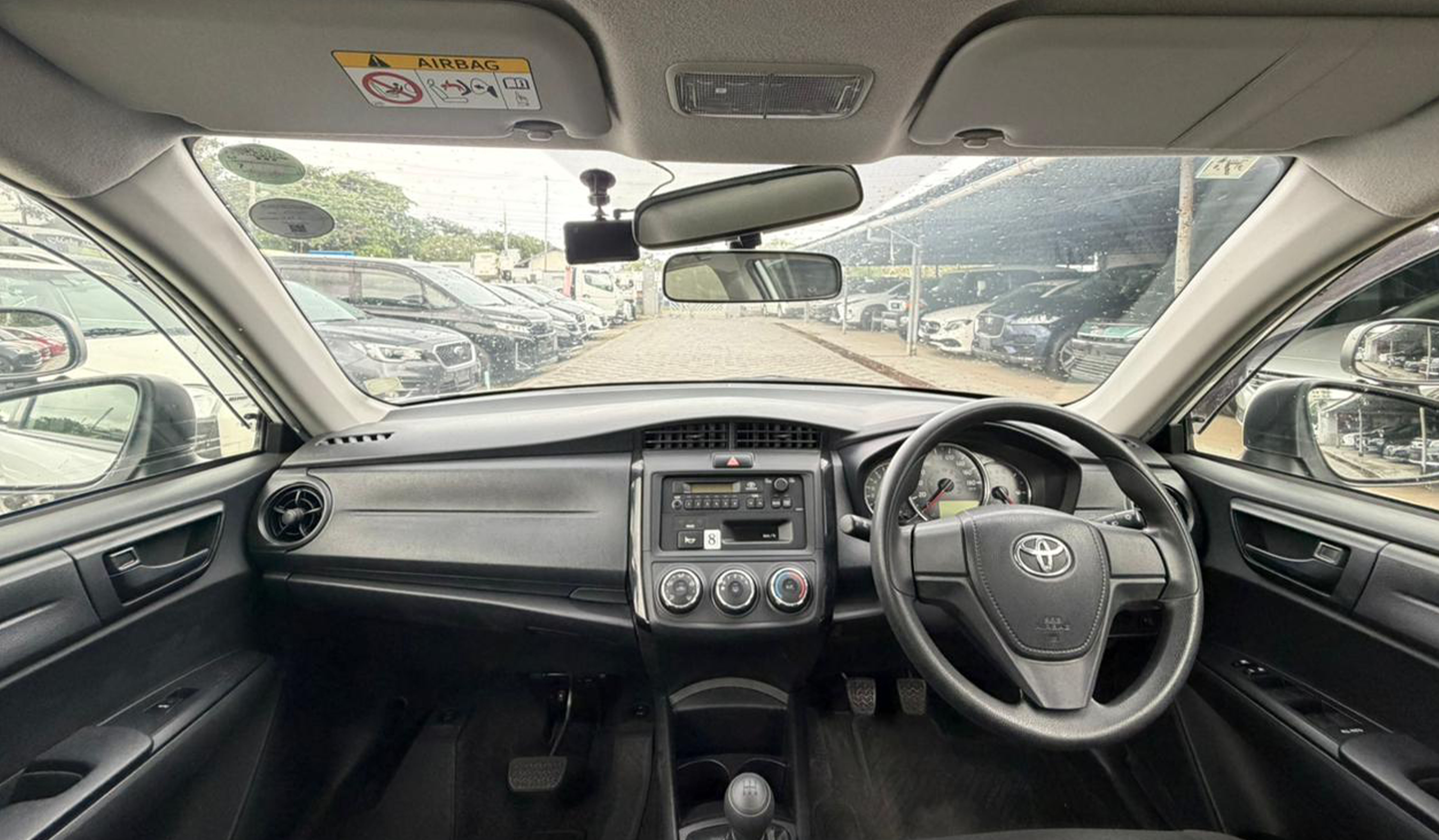 2018 Toyota Corolla Axio Driving School image-7