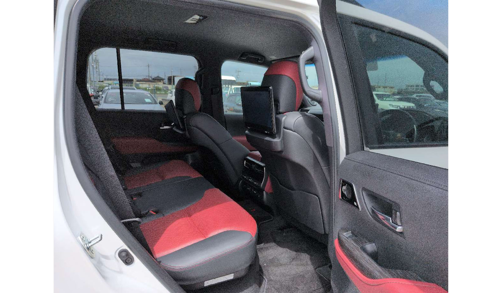 2021 Toyota Land Cruiser GR SPORTS image-7