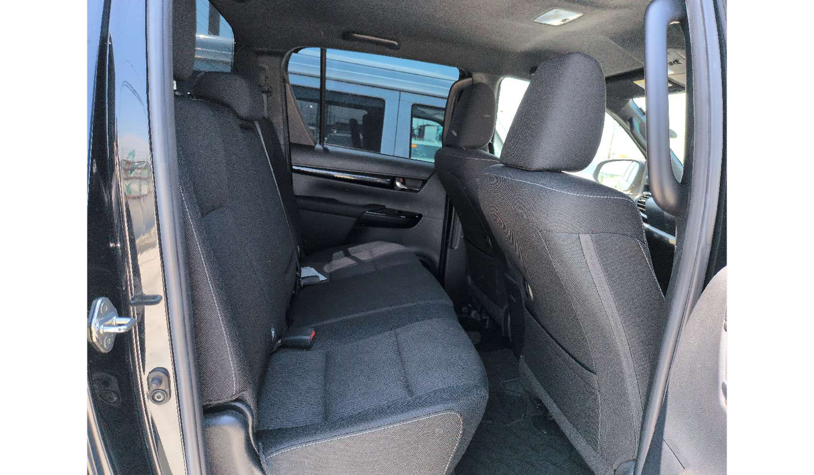 2020 Toyota Hilux Z BLACK RALLY EDITION image-8