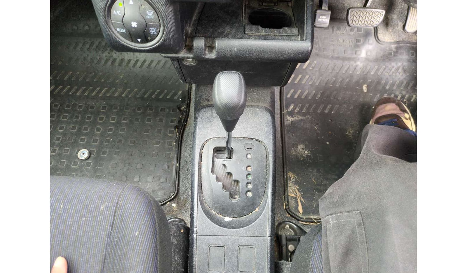 2019 Toyota Succeed image-7