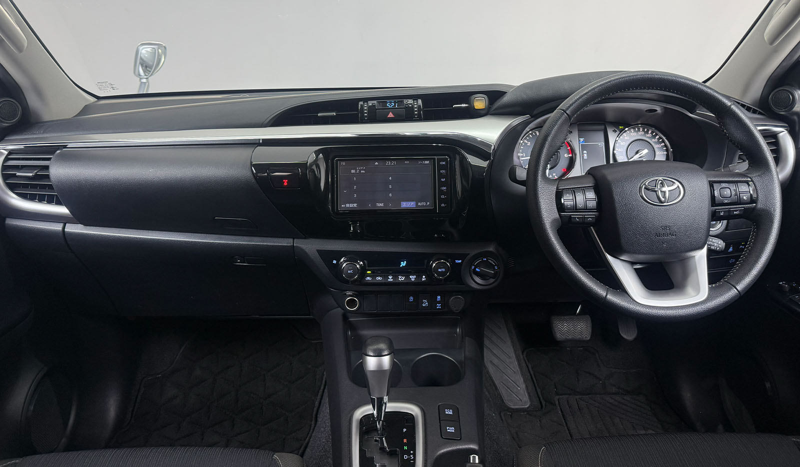 2021 Toyota Hilux Z image-7
