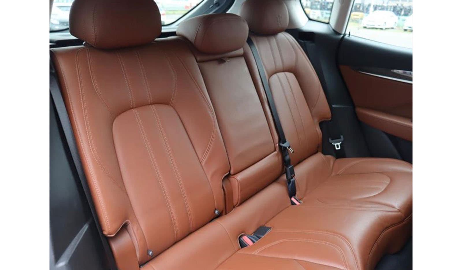 2019 Maserati Levante GranSport image-9