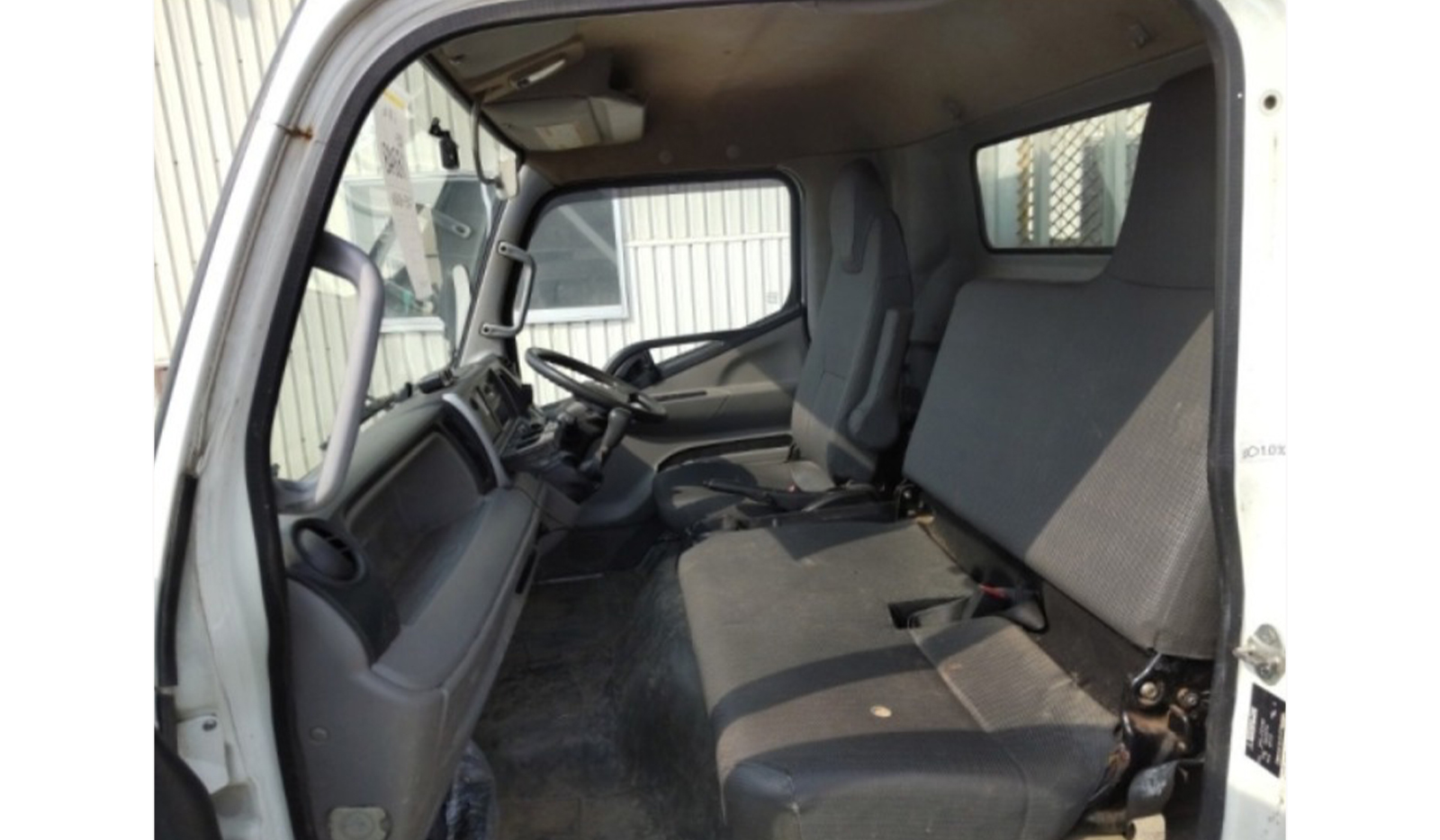 2019 Mitsubishi Fuso Canter FEC90 image-6