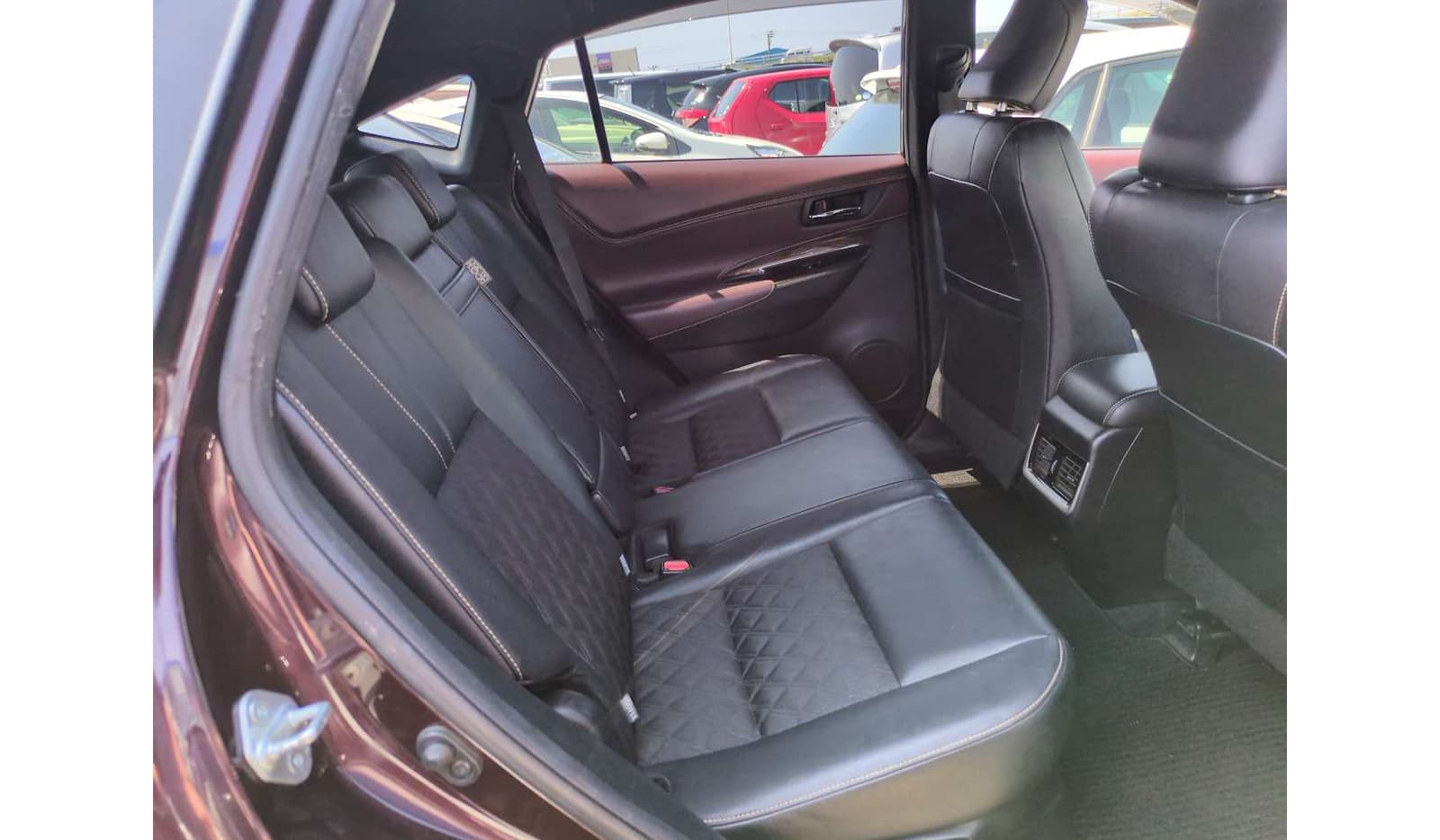 2014 Toyota Harrier image-7