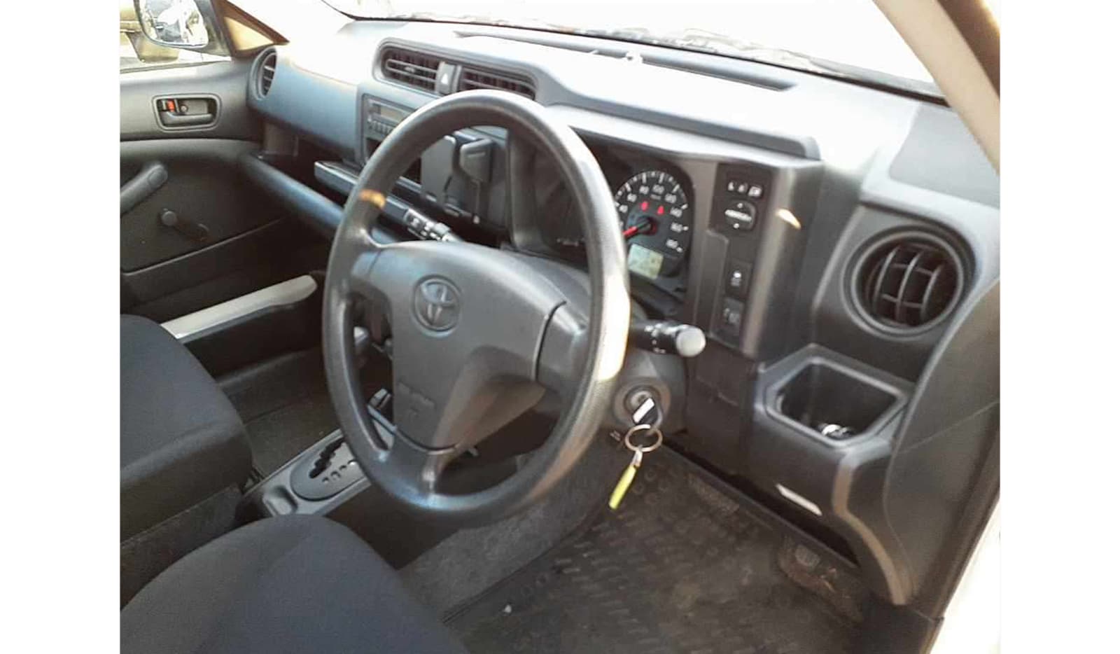 2019 Toyota Probox DX Comfort 4WD image-7