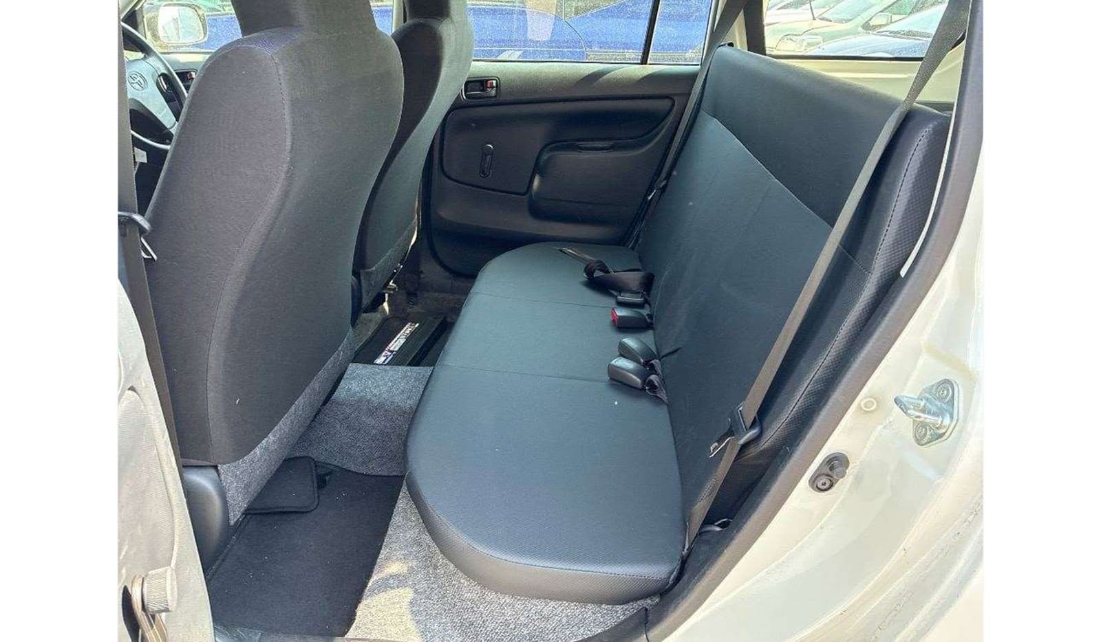 2019 Toyota Succeed UL 4WD image-6