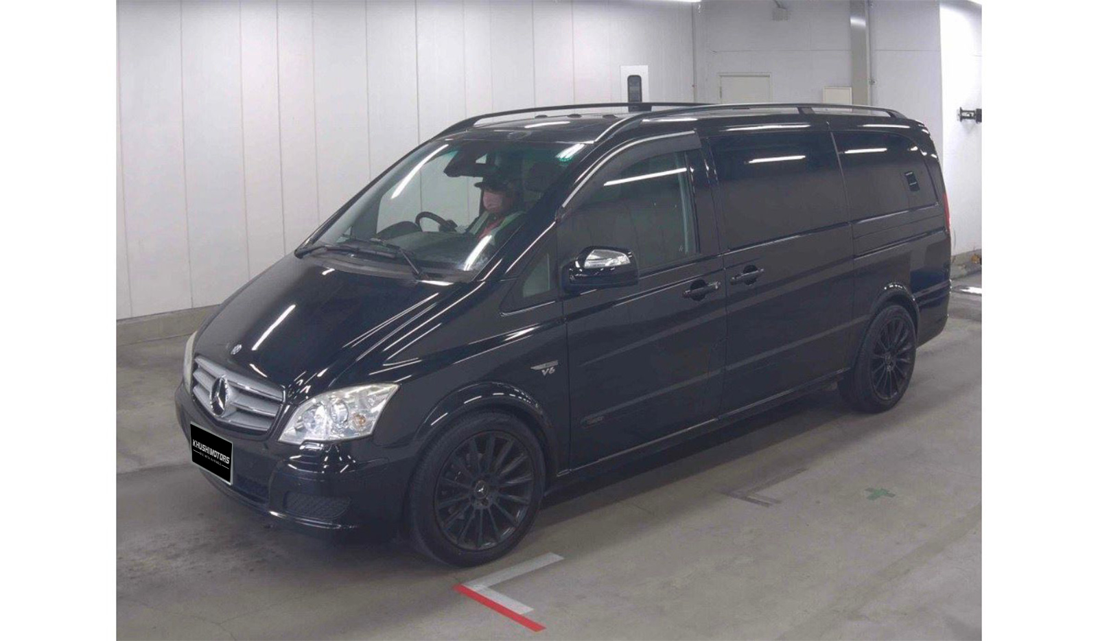 2013 Mercedes-Benz V-Class image-2
