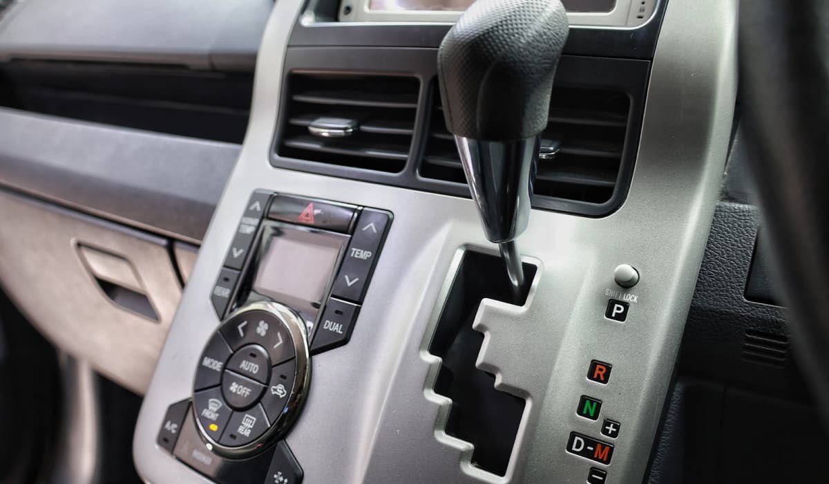 2012 Toyota Noah YY image-10