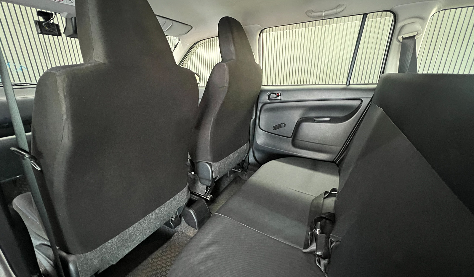 2020 Toyota Probox Hybrid DX Comfort image-9
