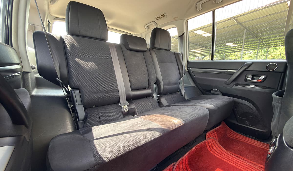 2007 Mitsubishi Pajero LONG EXCEED 4WD image-8