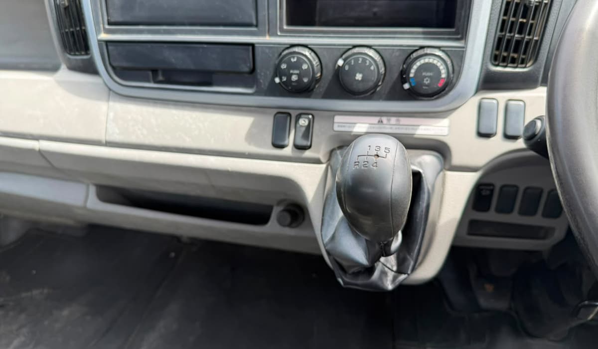 2018 Mitsubishi Canter 4 Ton image-8