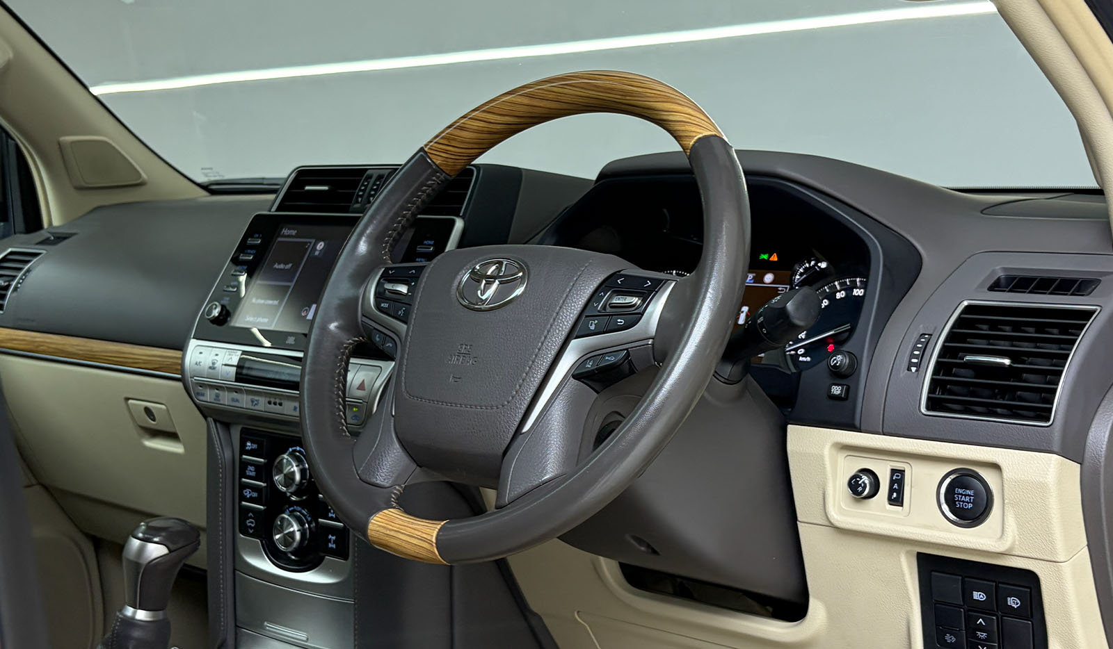 2020 Toyota Land Cruiser Prado Kakadu image-8
