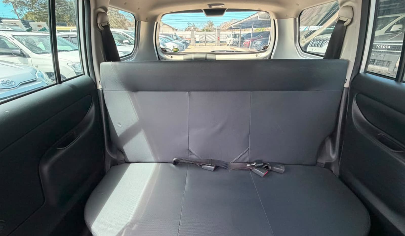 2020 Toyota Probox DX Comfort image-8