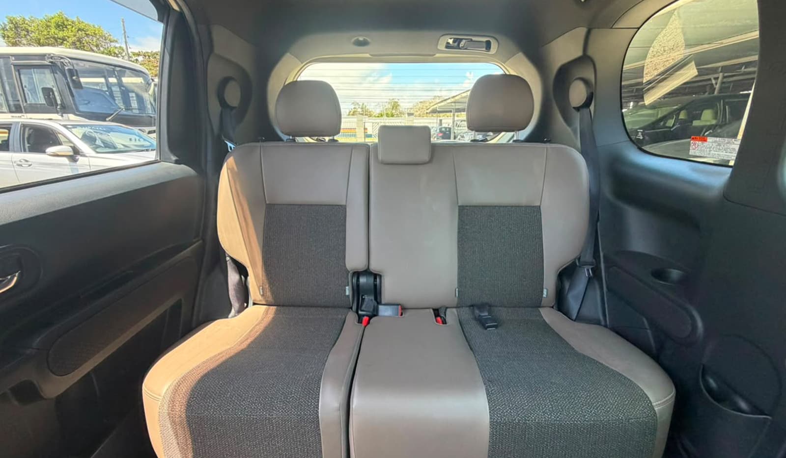 2019 Toyota Porte F-Lafine image-8