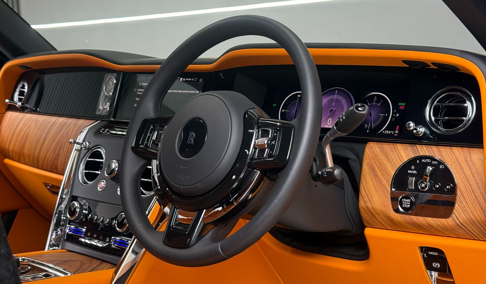 2026 Rolls Royce Cullinan SERIES 2 image-8