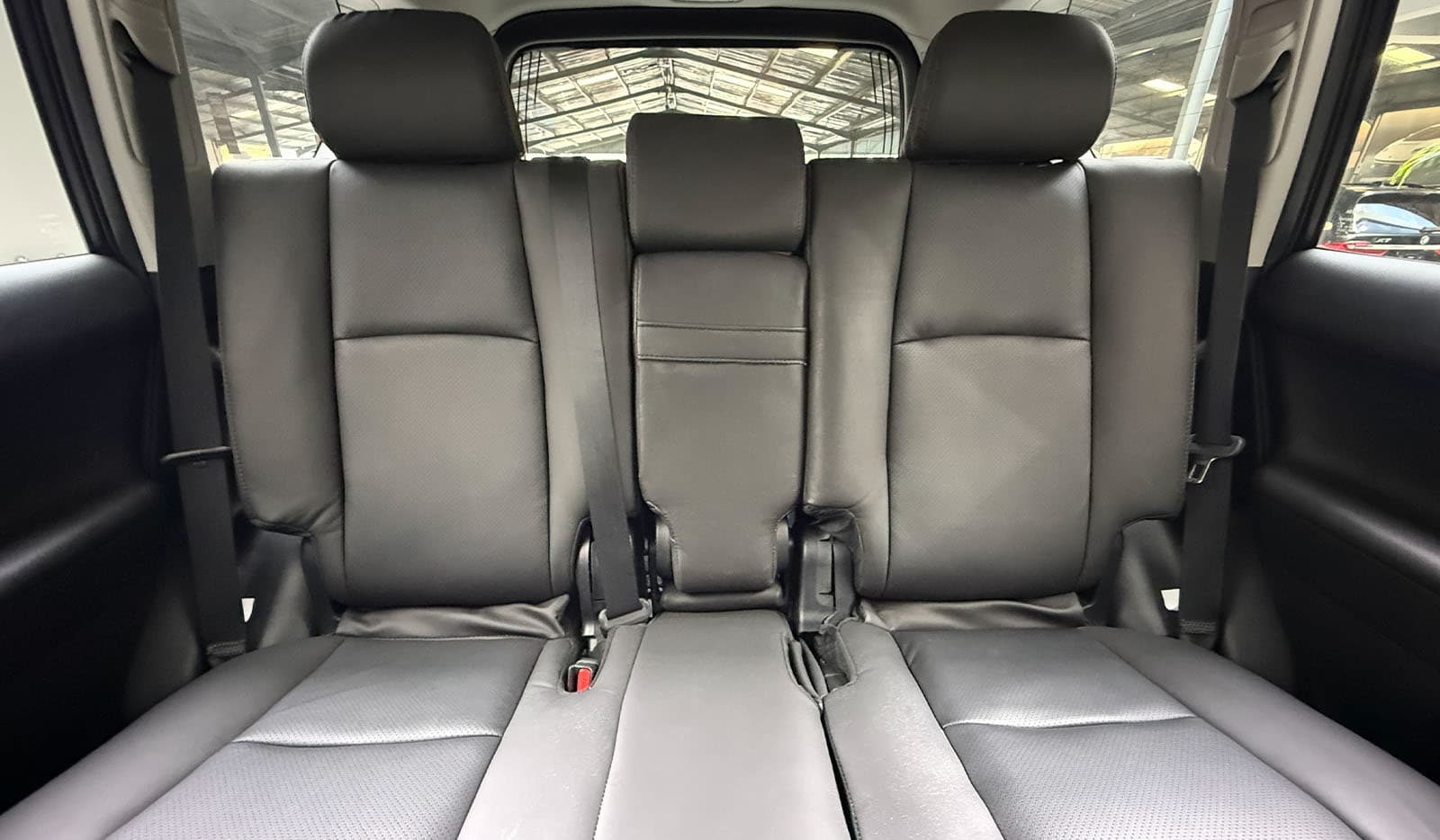 2020 Toyota Land Cruiser Prado TX image-9