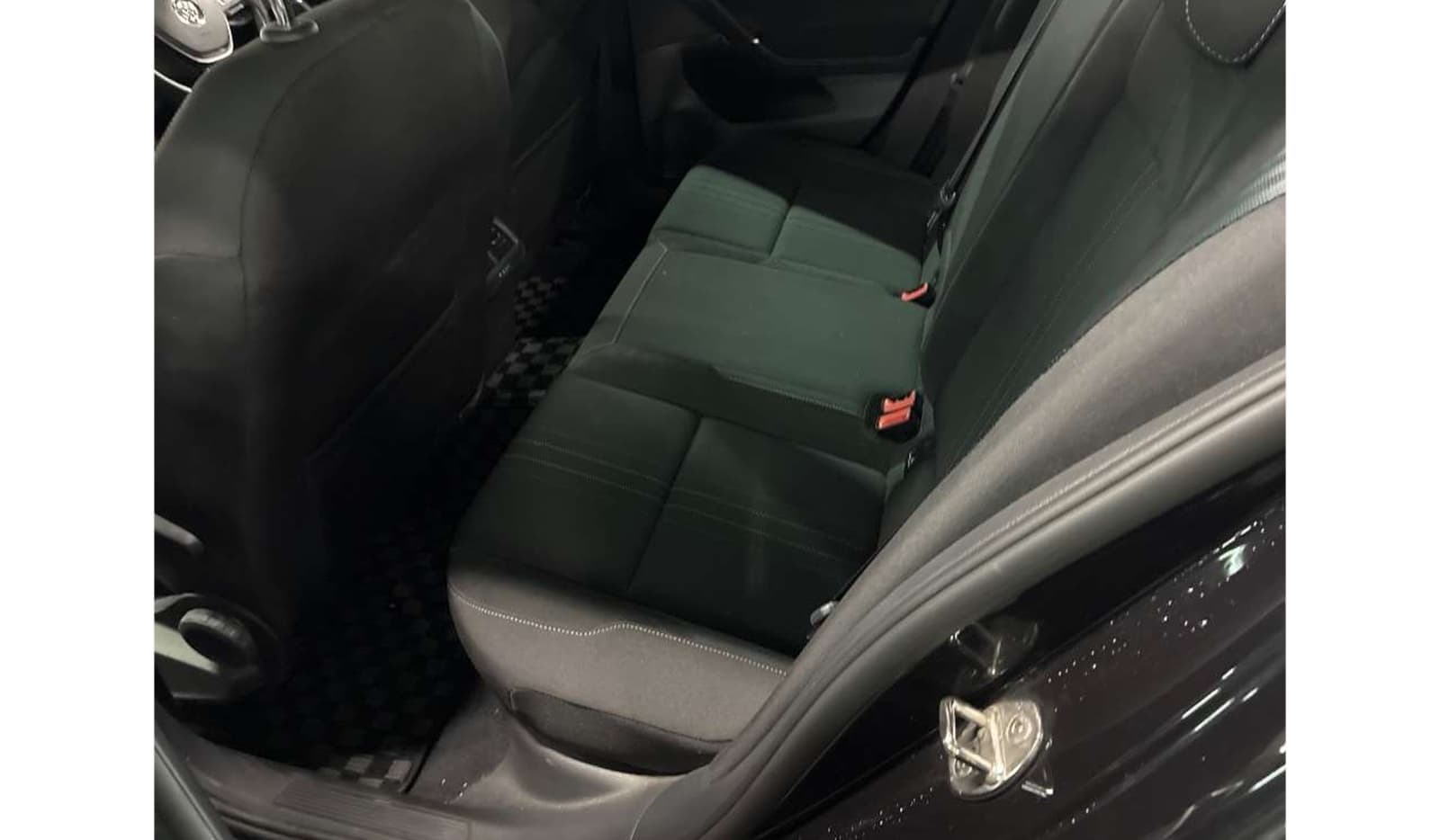 2019 Volkswagen Golf Alltrack TSI 4Motion image-8