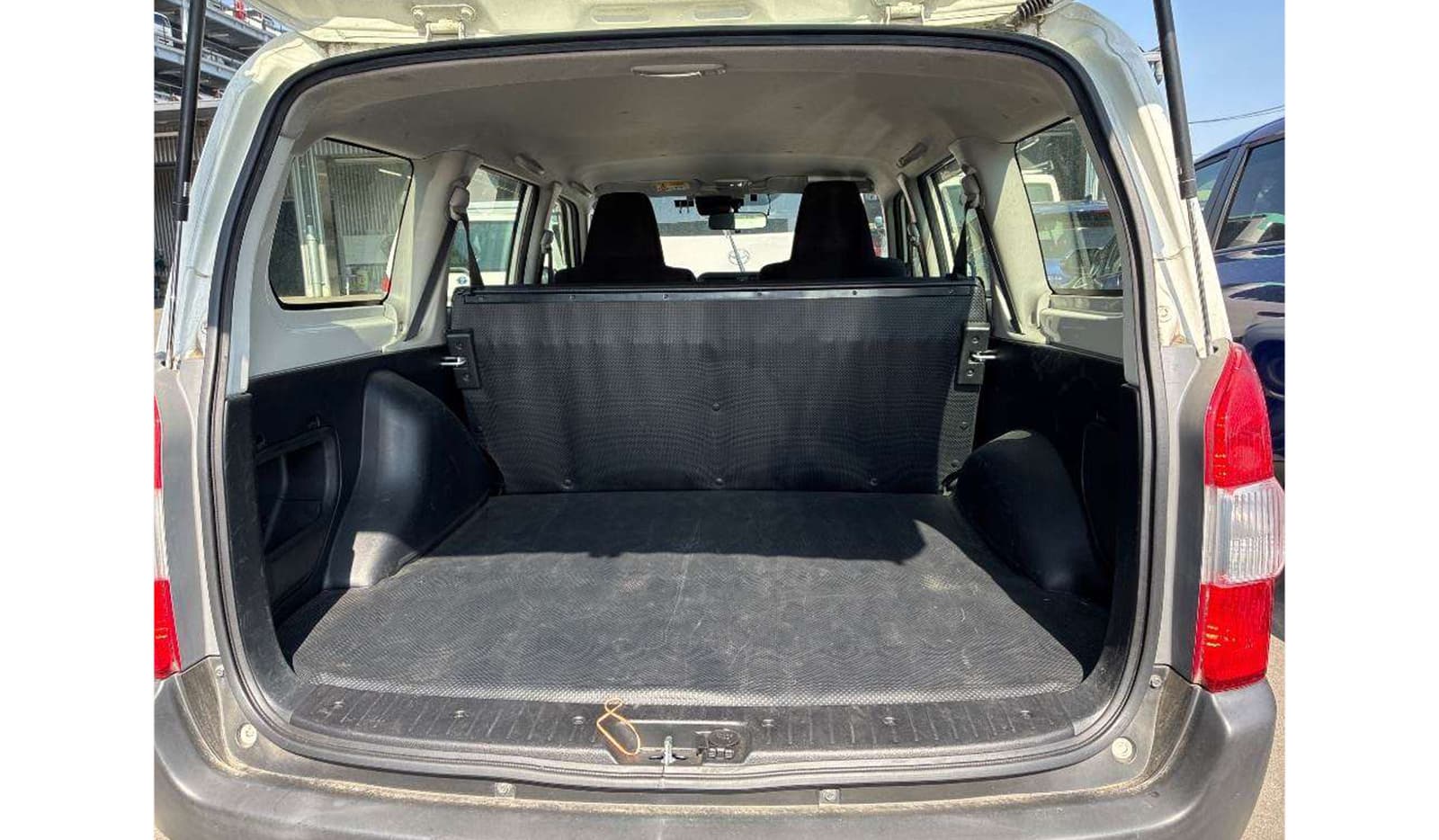 2019 Toyota Probox DX Comfort image-8