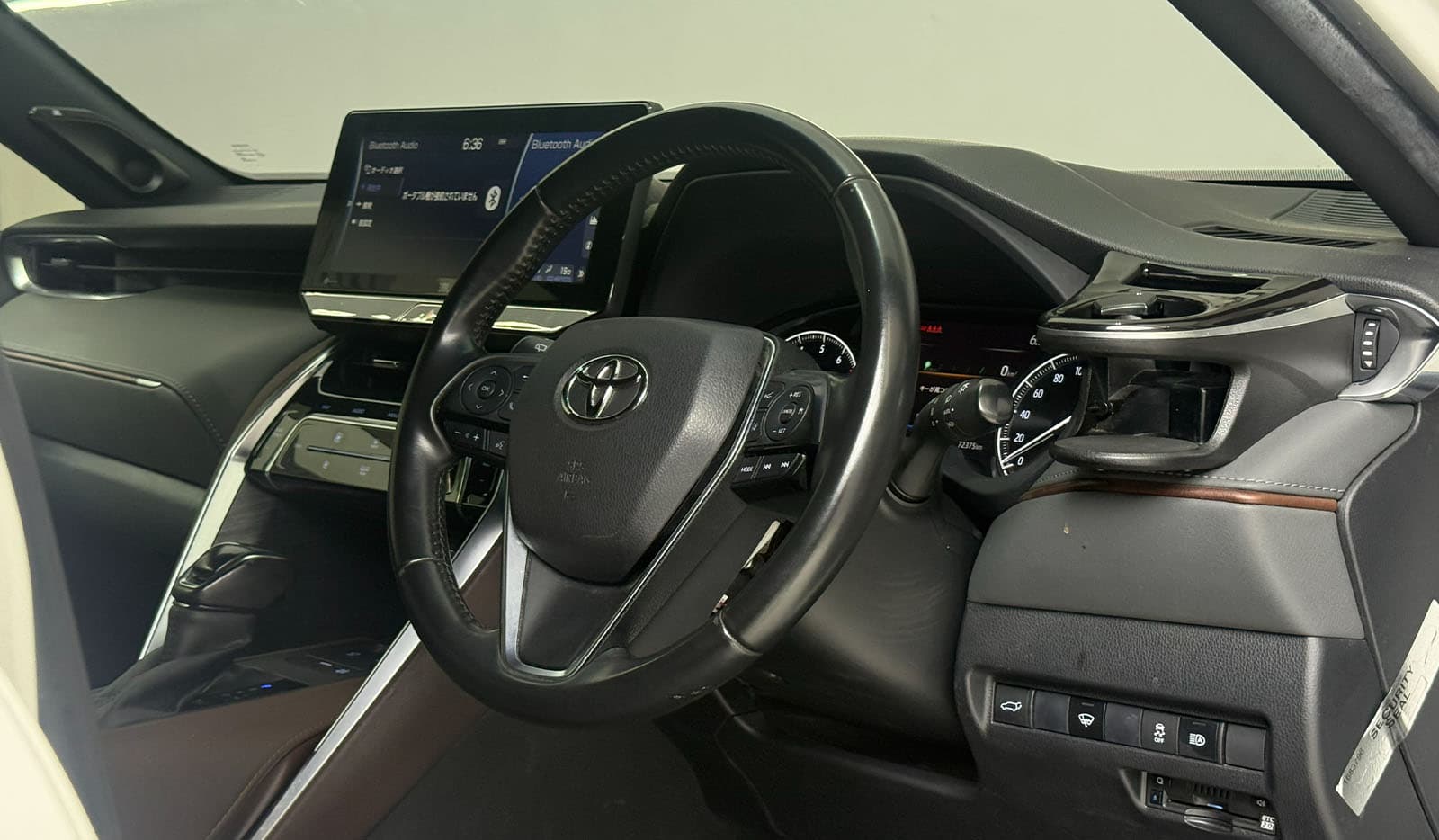 2020 Toyota Harrier G image-8