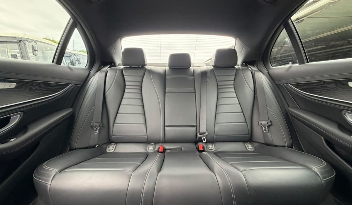 2016 Mercedes-Benz E-Class Avantgarde E200d image-8