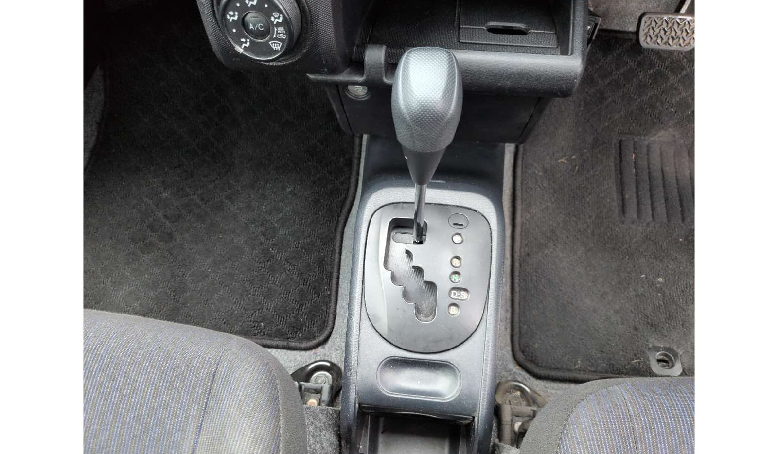2019 Toyota Probox image-8