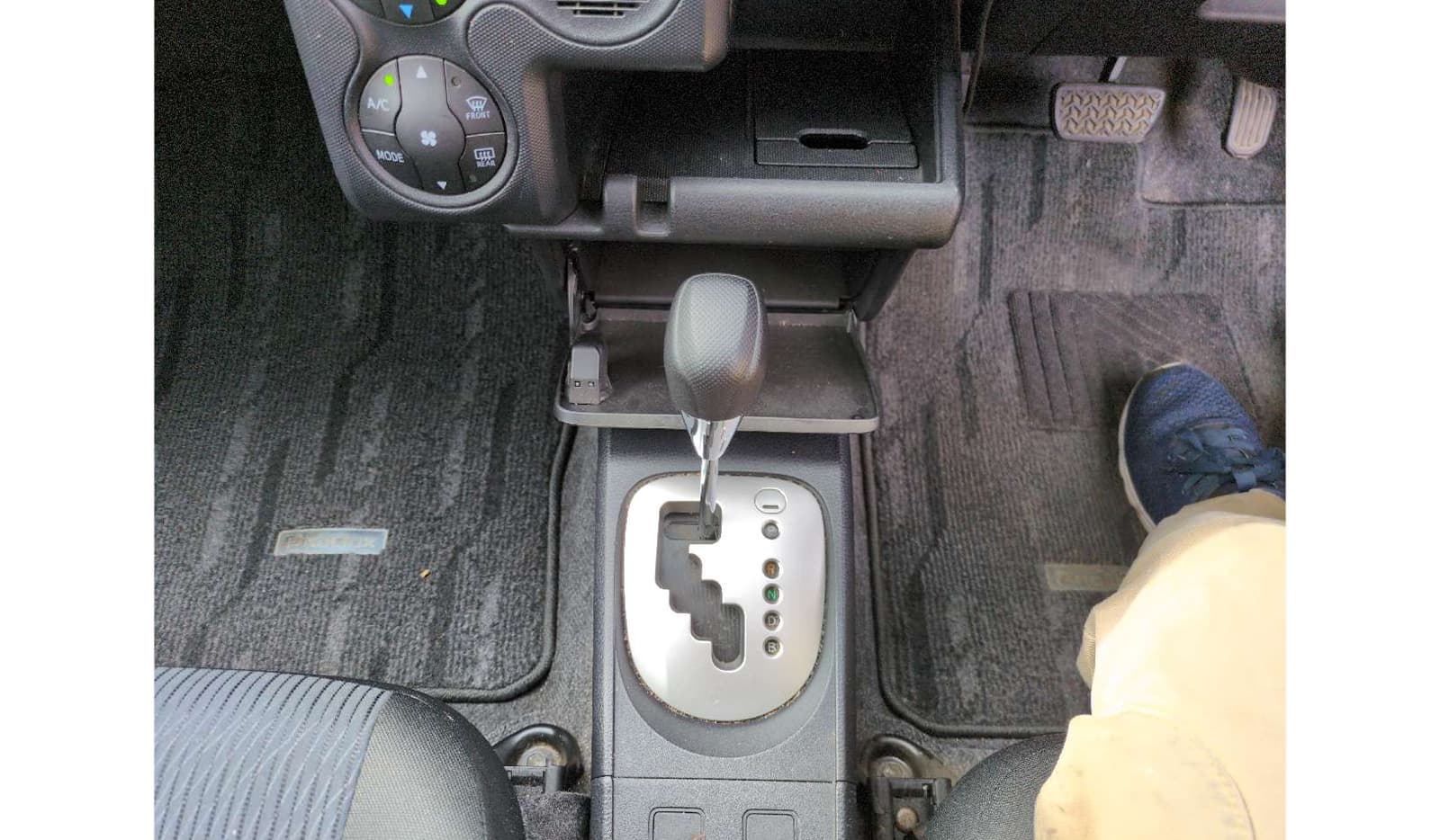 2019 Toyota Probox image-8