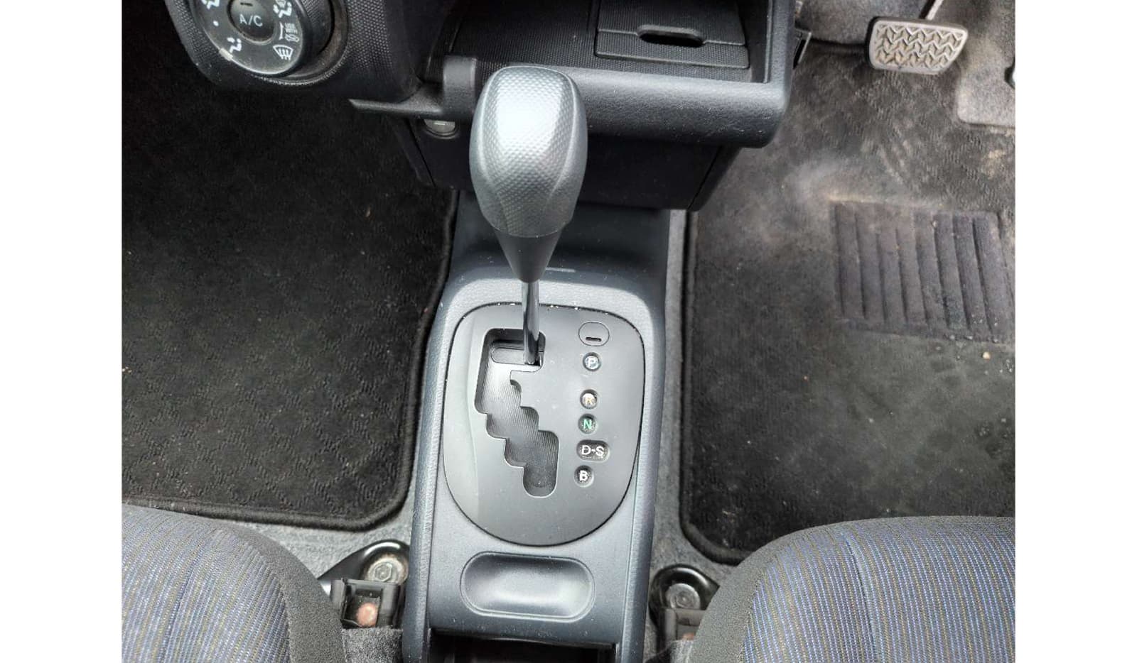 2019 Toyota Probox image-8