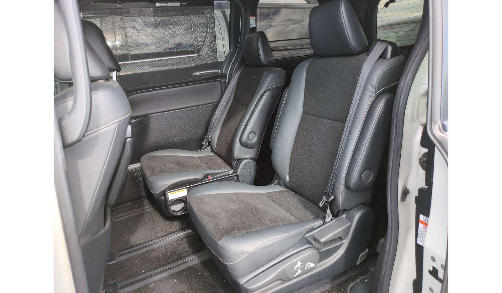 2019 Toyota Noah image-7