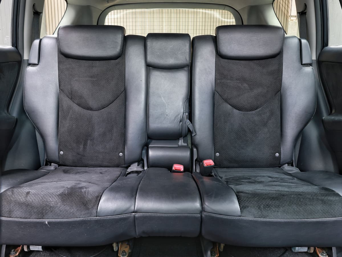 2013 Toyota Vanguard 240S G package image-14