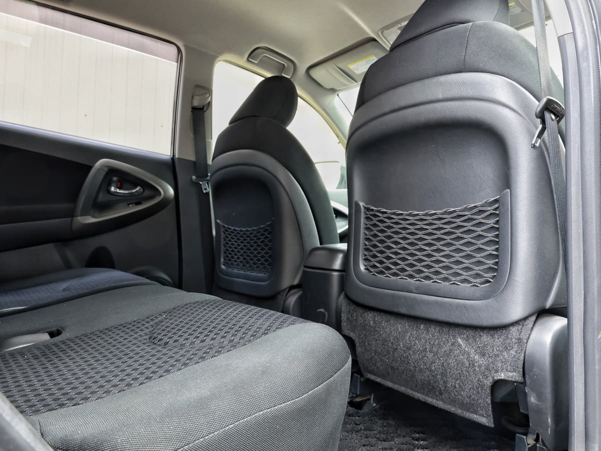 2013 Toyota Vanguard 240S image-14