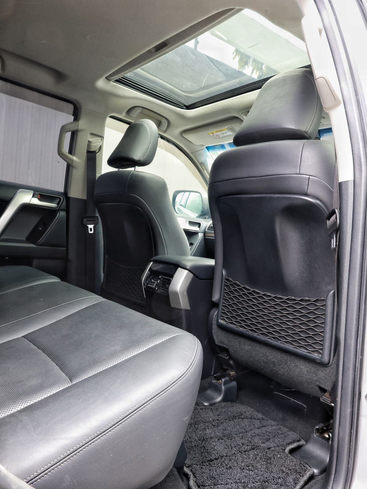 2017 Toyota Land Cruiser Prado TX image-16