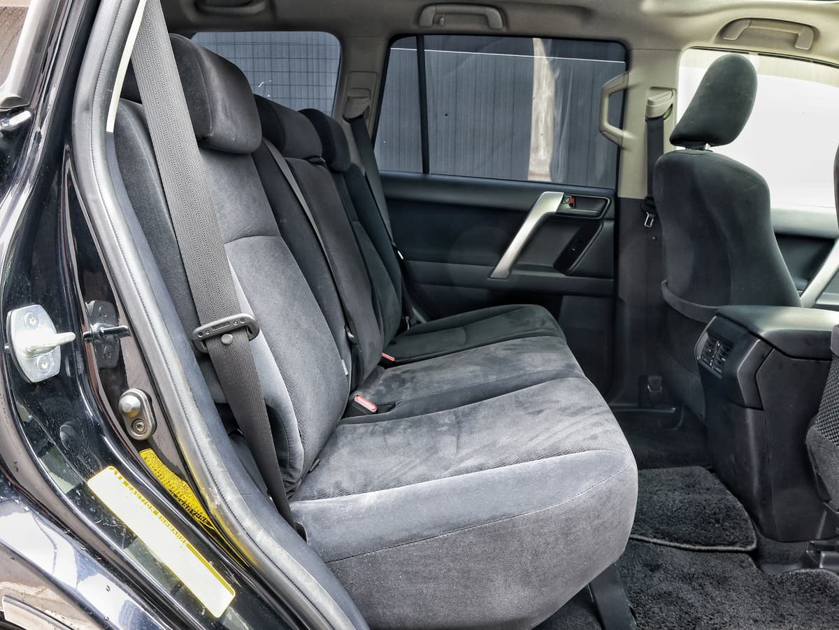 2017 Toyota Land Cruiser Prado TX image-13