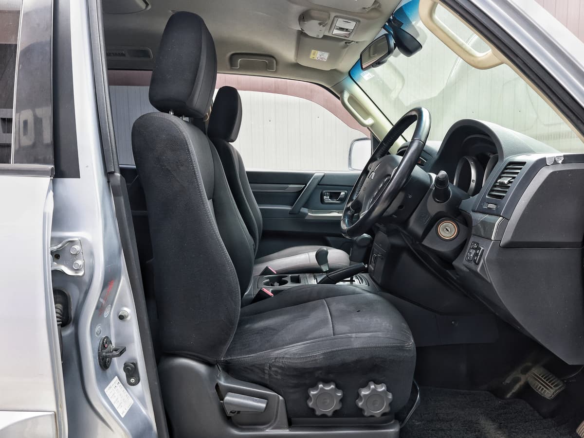 2013 Mitsubishi Pajero Long Exceed image-12