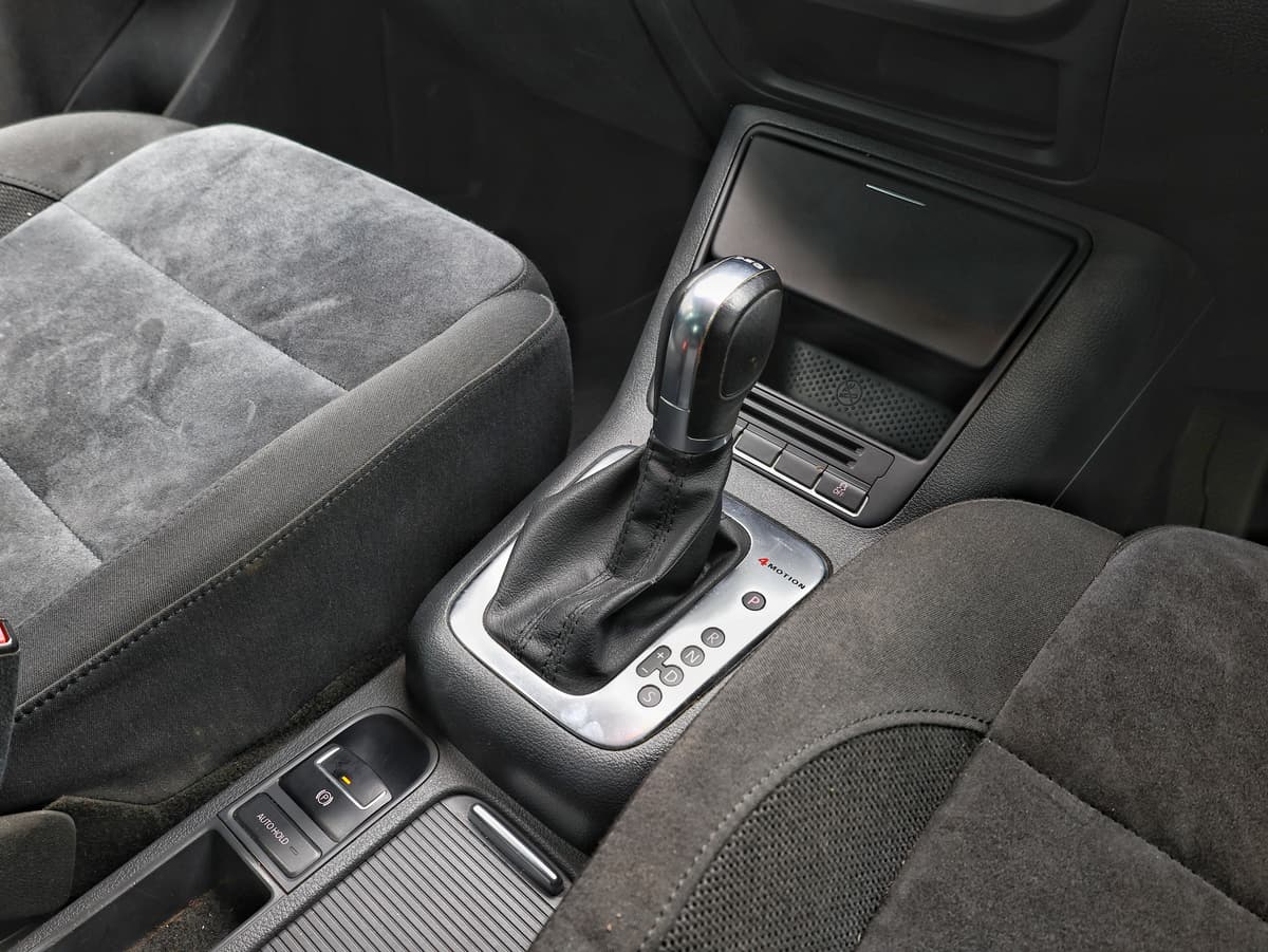 2012 Volkswagen Tiguan Sports & Style image-10