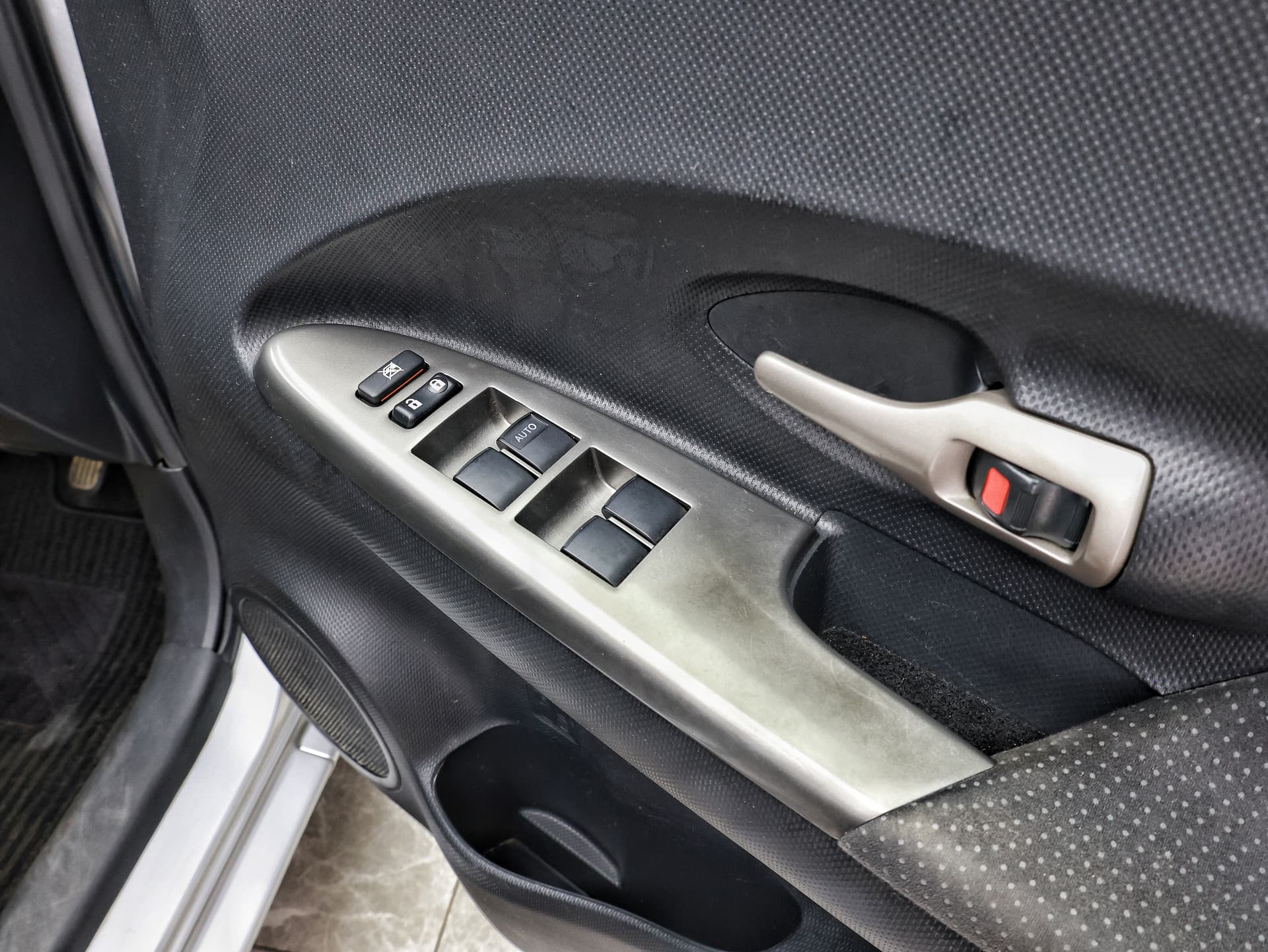 Thumbnail 10